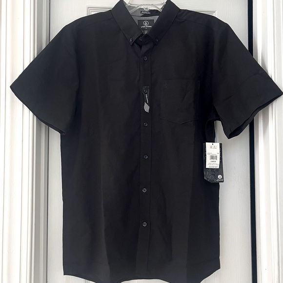 Volcom Short Sleeve Button Down Shirt Mens Large Black Everett Oxford NWT - Picture 1 of 9